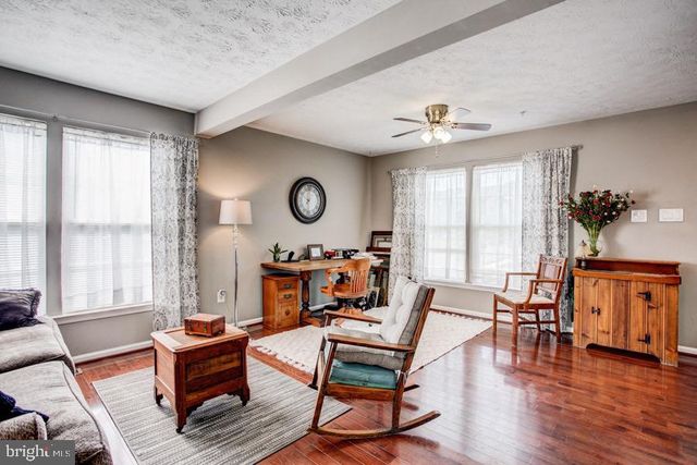 5036 FINSBURY RD, Baltimore, MD 21237