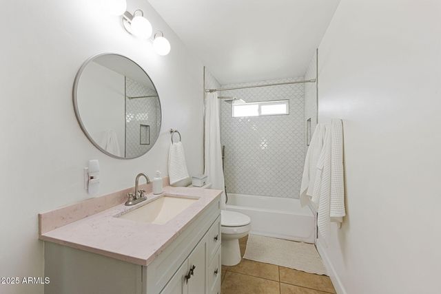 8655 E PALO VERDE Drive, Scottsdale, AZ 85250