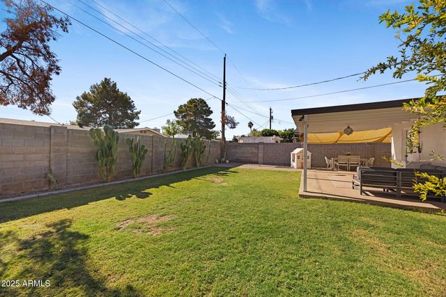 8655 E PALO VERDE Drive, Scottsdale, AZ 85250