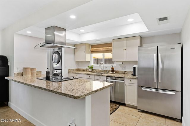 8655 E PALO VERDE Drive, Scottsdale, AZ 85250