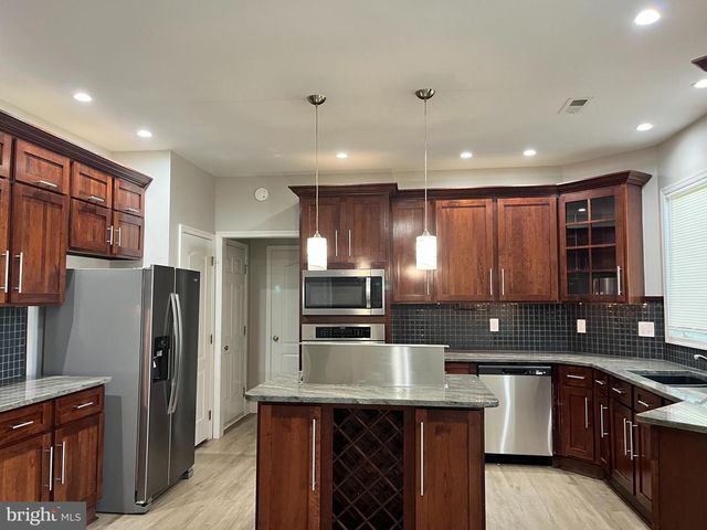 813 TREMONT DR, Downingtown, PA 19335