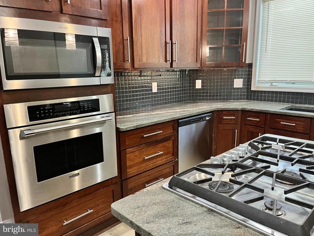 813 TREMONT DR, Downingtown, PA 19335