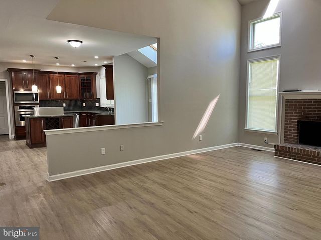 813 TREMONT DR, Downingtown, PA 19335