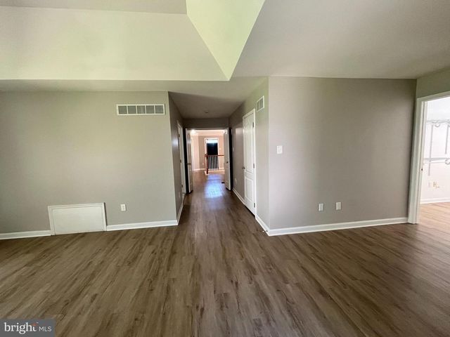 813 TREMONT DR, Downingtown, PA 19335