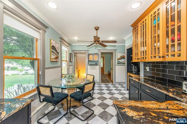 530 Up Mountain Avenue, Montclair, NJ 07043