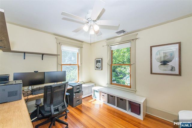 530 Up Mountain Avenue, Montclair, NJ 07043