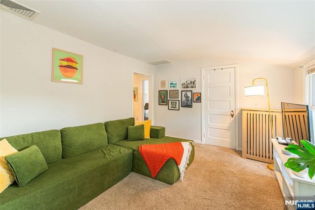 530 Up Mountain Avenue, Montclair, NJ 07043