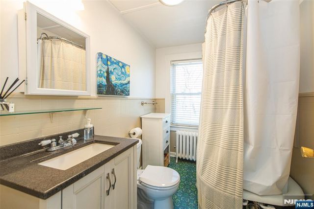 530 Up Mountain Avenue, Montclair, NJ 07043