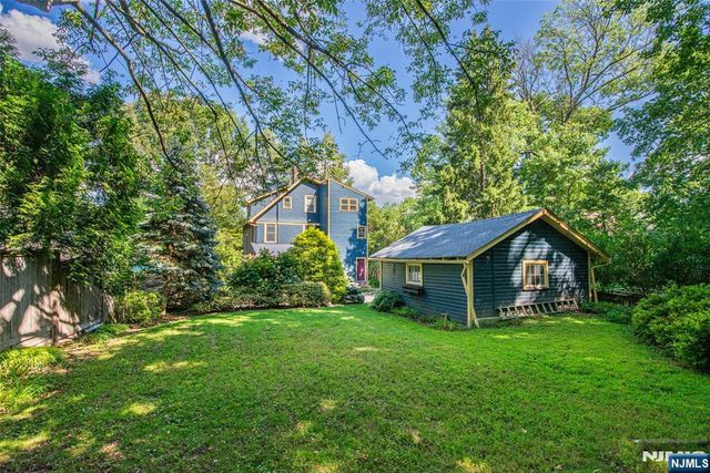 530 Up Mountain Avenue, Montclair, NJ 07043