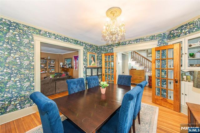 530 Up Mountain Avenue, Montclair, NJ 07043