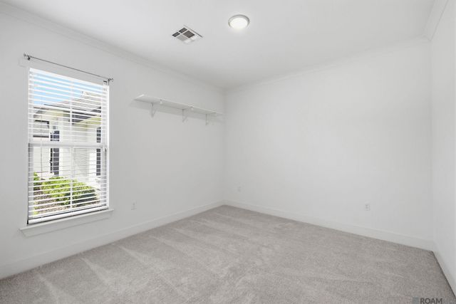 564 Silverbill Ln, Baton Rouge, LA 70810