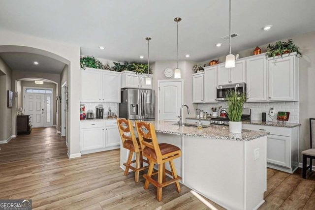 127 Laurel Farms Lane, Dallas, GA 30157