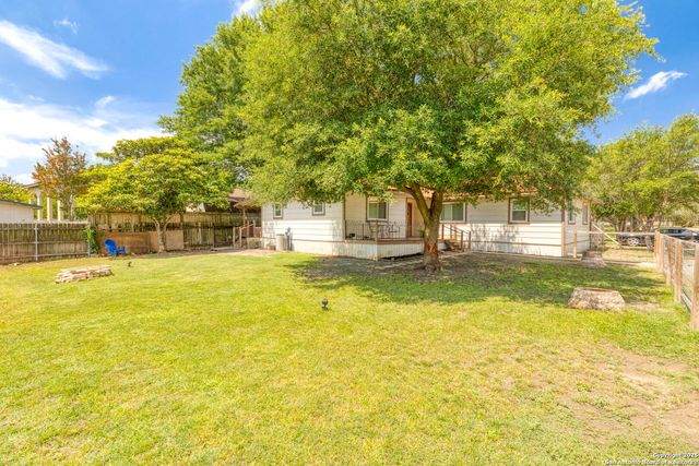 8216 Alton, Selma, TX 78154