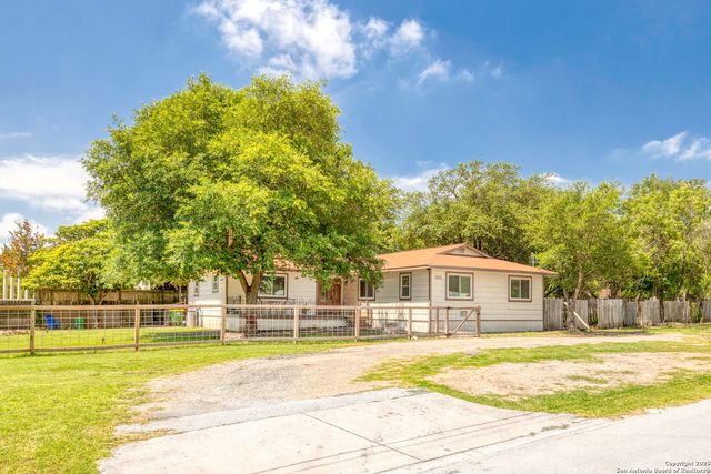 8216 Alton, Selma, TX 78154