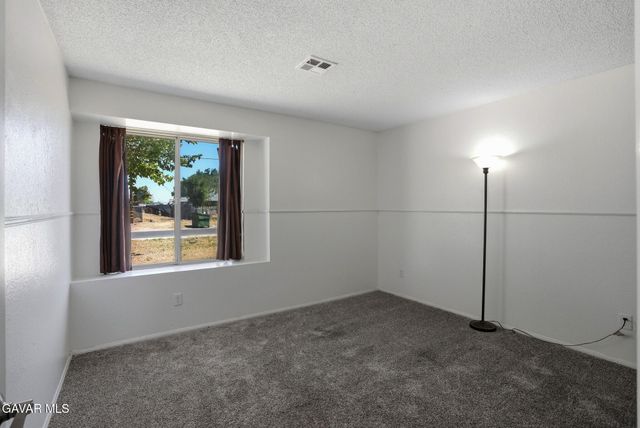 10344 E Avenue R 10, Littlerock, CA 93543
