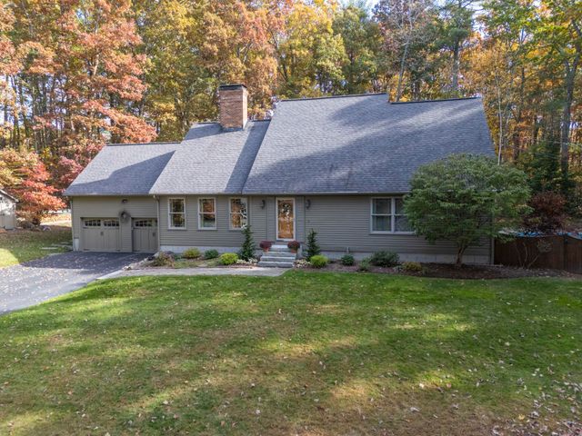 27 Grey Rock Road, Bedford, NH 03110