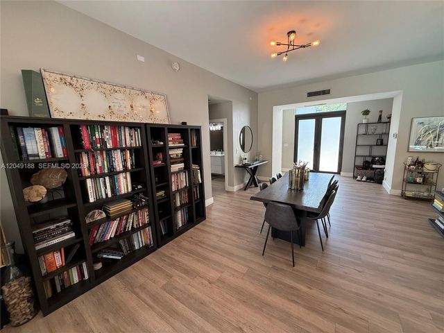 8631 Arboretum Lane, Miami, FL 33138