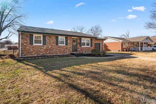 38 Del Rio Avenue, Granite City, IL 62040