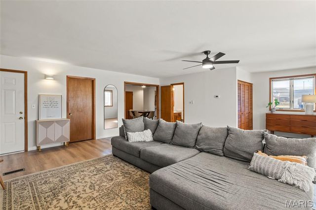 38 Del Rio Avenue, Granite City, IL 62040