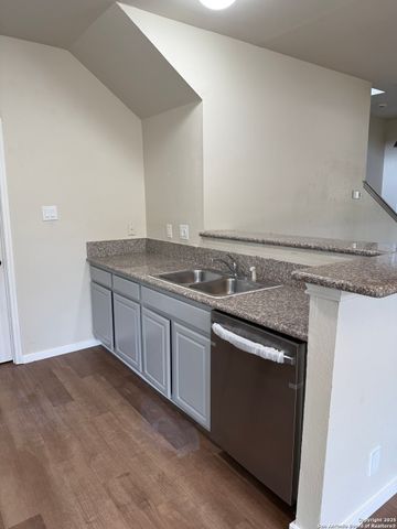 938 Canyon Ridge, San Antonio, TX 78227