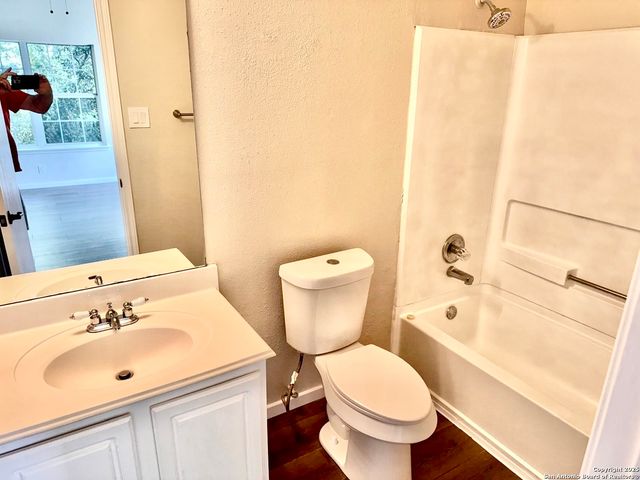 938 Canyon Ridge, San Antonio, TX 78227