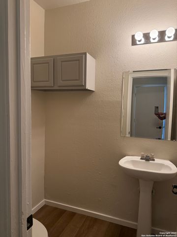 938 Canyon Ridge, San Antonio, TX 78227