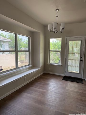 938 Canyon Ridge, San Antonio, TX 78227