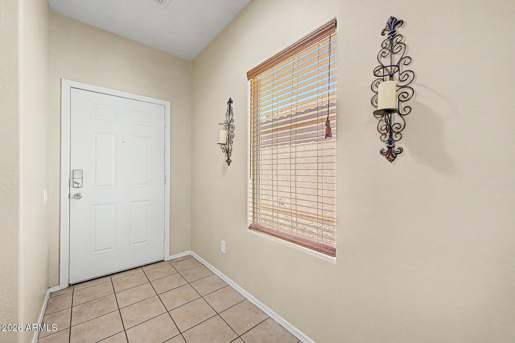 10800 W COTTONTAIL Lane, Peoria, AZ 85383 — photo 5