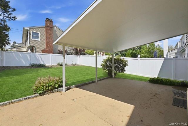 448 Lenox Road, Huntington Station, NY 11746