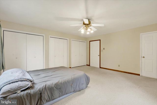 760 FRANKLIN SQUARE DRIVE, Chambersburg, PA 17201