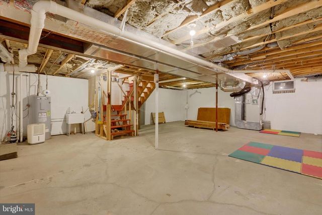 760 FRANKLIN SQUARE DRIVE, Chambersburg, PA 17201