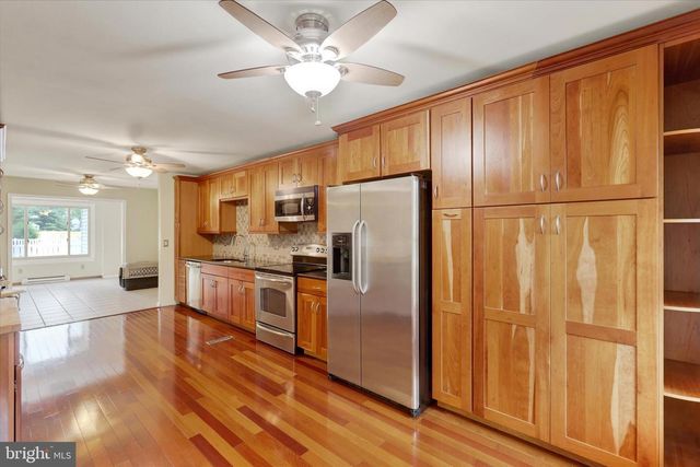 760 FRANKLIN SQUARE DRIVE, Chambersburg, PA 17201