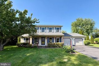 760 FRANKLIN SQUARE DRIVE, Chambersburg, PA 17201