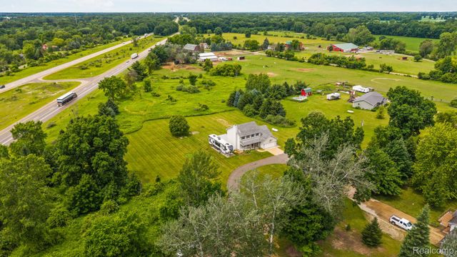 2381 Burke Road, Howell Township, MI 48836