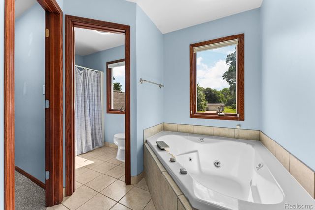 2381 Burke Road, Howell Township, MI 48836