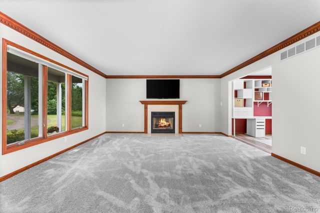 2381 Burke Road, Howell Township, MI 48836