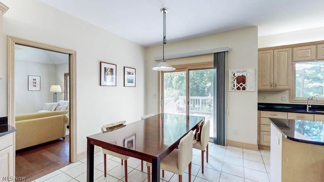 10 Deep Creek Lane, Moreland Hills, OH 44022