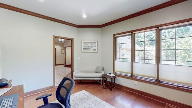10 Deep Creek Lane, Moreland Hills, OH 44022
