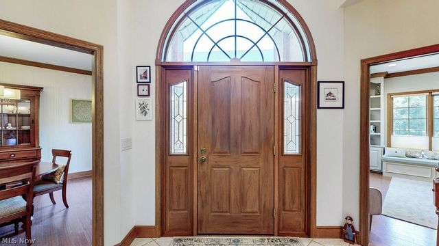 10 Deep Creek Lane, Moreland Hills, OH 44022