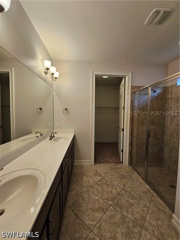 3141 Amadora CIR, Cape Coral, FL 33909
