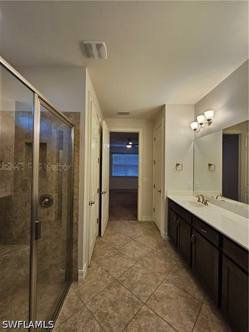 3141 Amadora CIR, Cape Coral, FL 33909