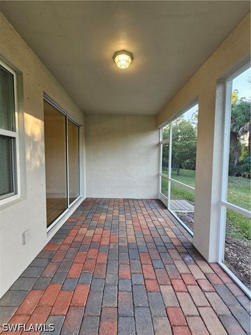 3141 Amadora CIR, Cape Coral, FL 33909