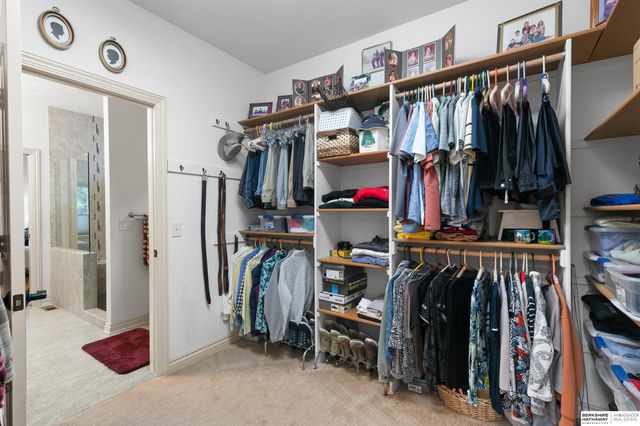 9930 Edgewater Lane, Lincoln, NE 68527