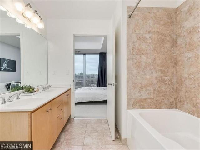 929 Portland Avenue 1011, Minneapolis, MN 55404