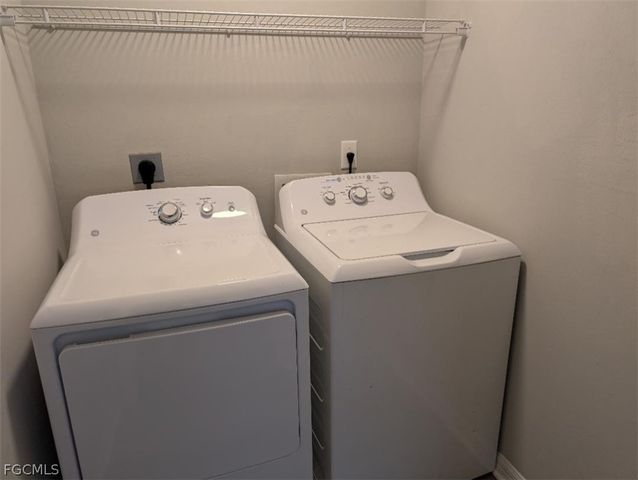 4614 SW 7th AVE, Cape Coral, FL 33914