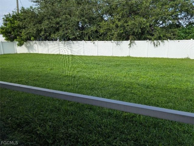 4614 SW 7th AVE, Cape Coral, FL 33914