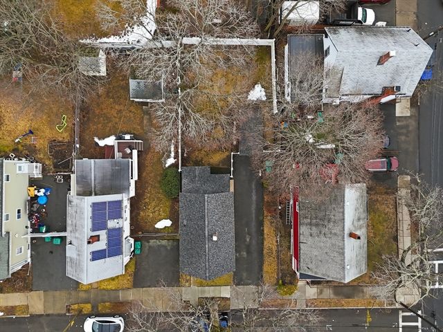 129 Eutaw Ave, Lynn, MA 01902