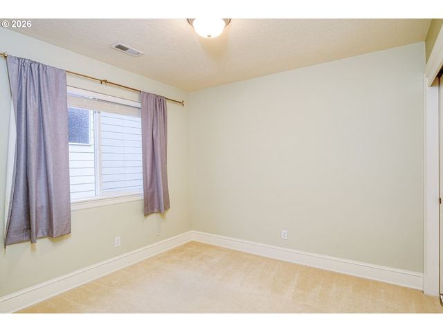 12594 Nw BAYONNE Ln, Portland, OR 97229