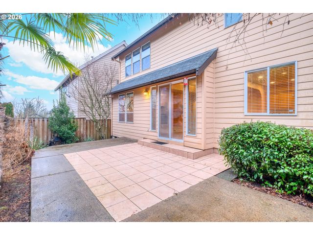12594 Nw BAYONNE Ln, Portland, OR 97229