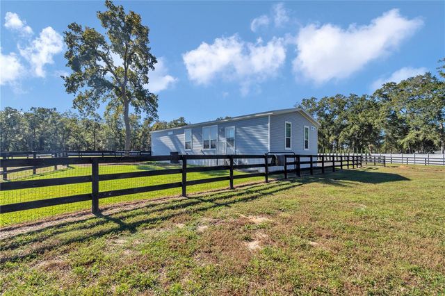 521 NW 80TH AVENUE, Ocala, FL 34480